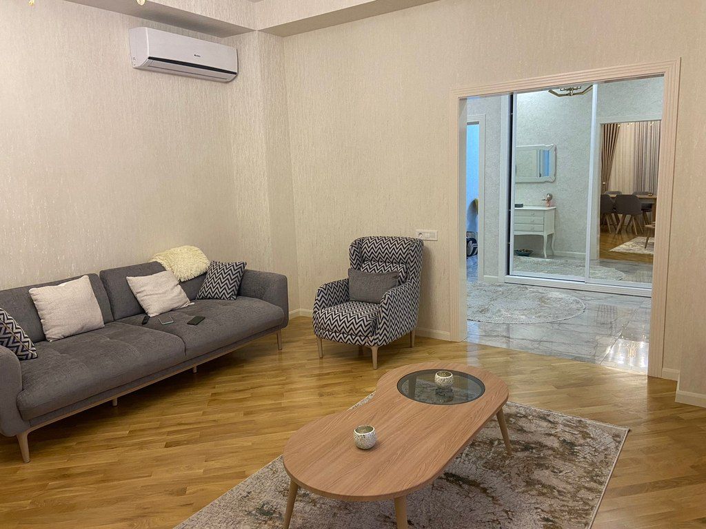 İcarəyə verilir 3 otaqlı yeni tikili 140 m² — Mənzil, Bakı (6)
