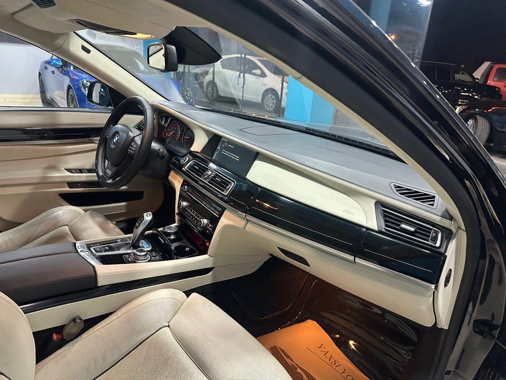 BMW 760, 6.0 L, 2012 il, 173 000 km — Avtomobillər, Bakı (10)