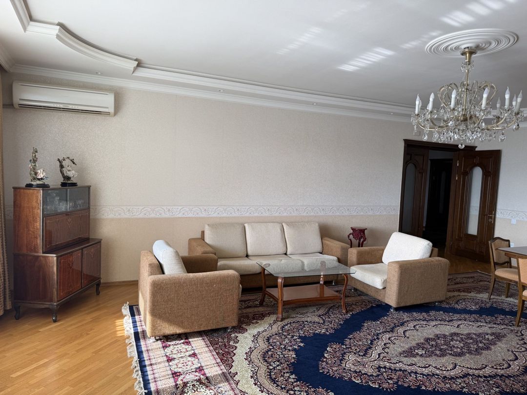 İcarəyə verilir 4 otaqlı yeni tikili 201 m² — Mənzil, Bakı (3)