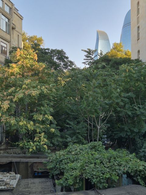 Satılır 3 otaqlı köhnə tikili 70 m² — Bakı