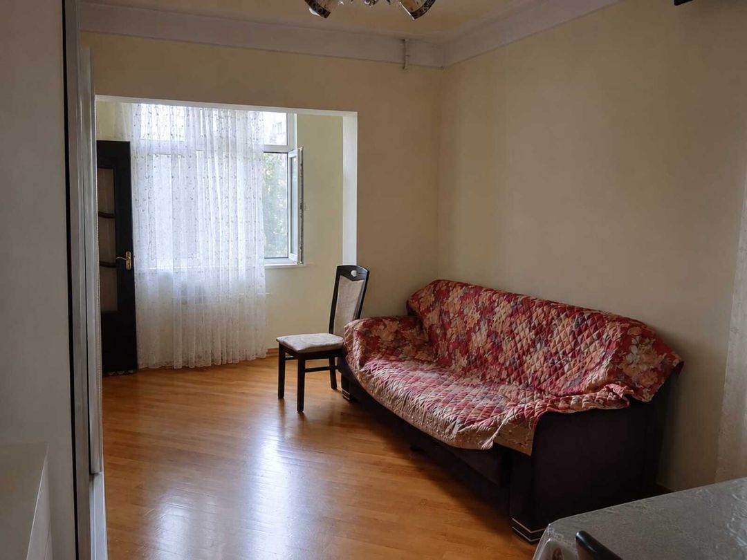Satılır 2 otaqlı köhnə tikili 43 m² — Mənzil, Bakı (3)