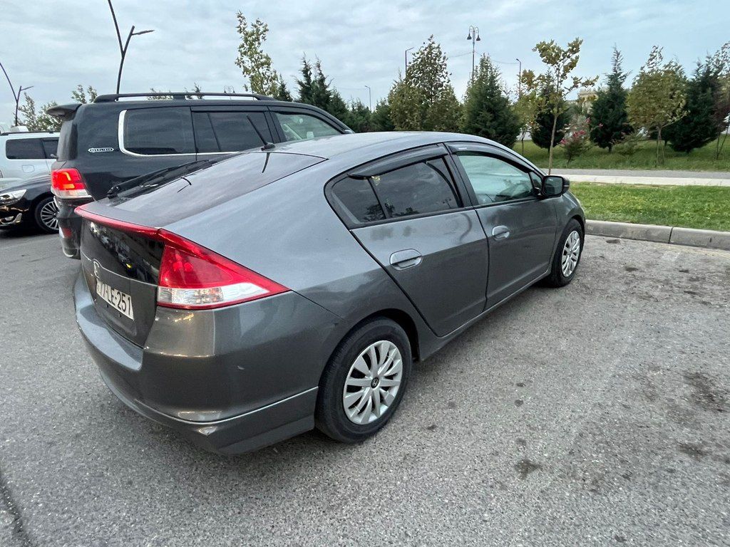 Honda Insight, 1.3 L, 0.58 kWh, 2010 il, 250 000 km — Avtomobillər, Bakı (4)