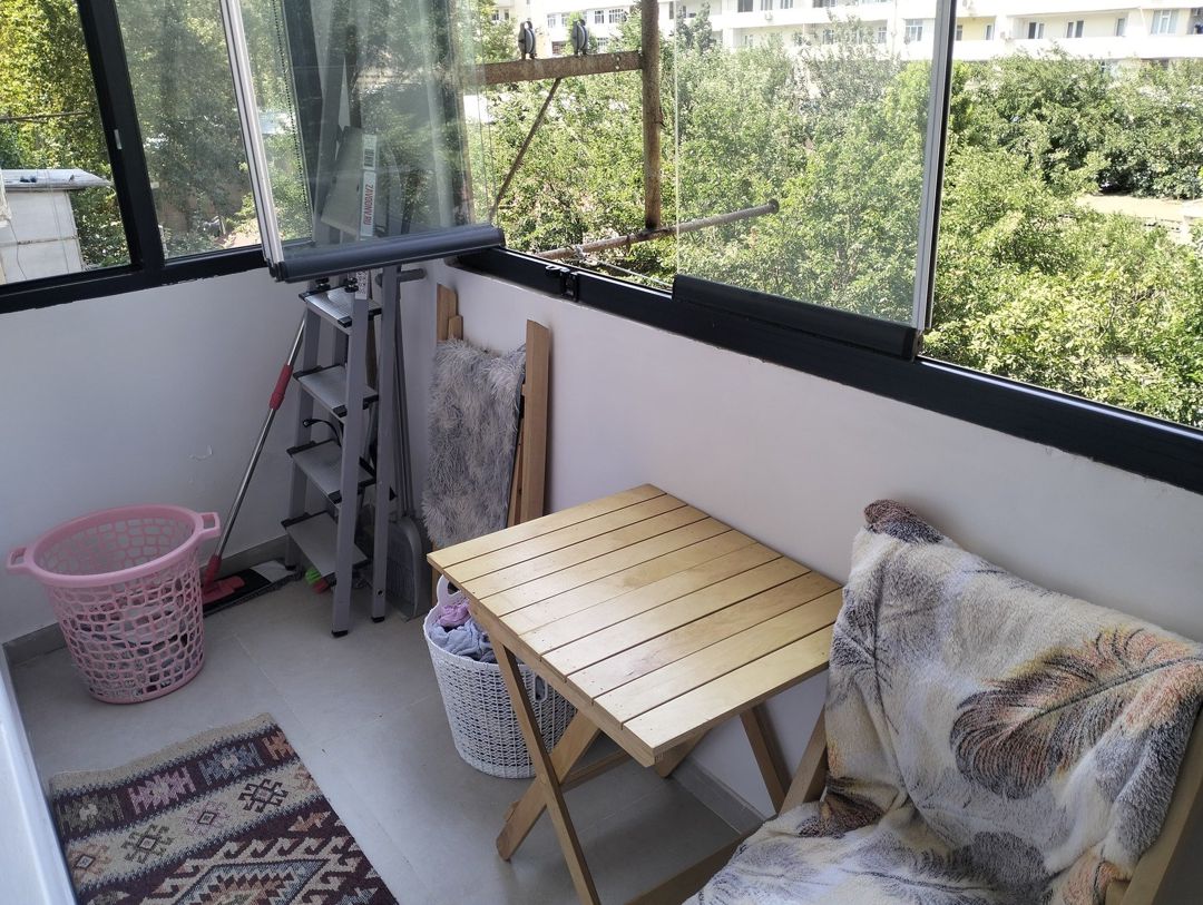 Satılır 4 otaqlı köhnə tikili 100 m² — Mənzil, Bakı (7)