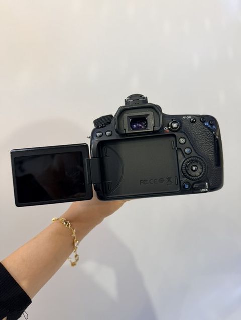 Canon EOS 80D Dslr fotoaparat + Canon EF 50mm f/1.8 STM obyektiv — Bakı
