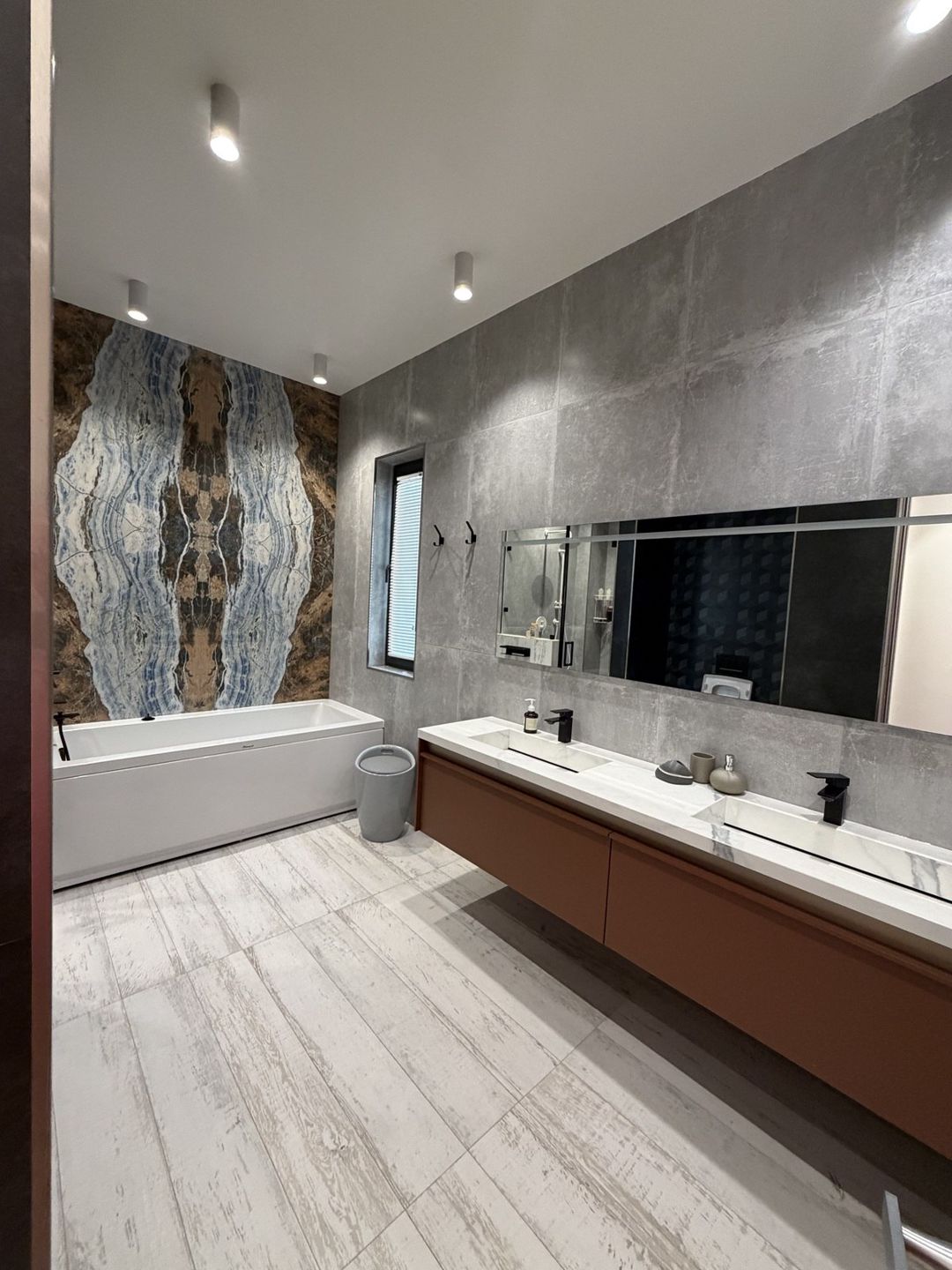 Satılır 4 otaqlı həyət evi/bağ evi 200 m² — Ev, villa, Bakı (10)