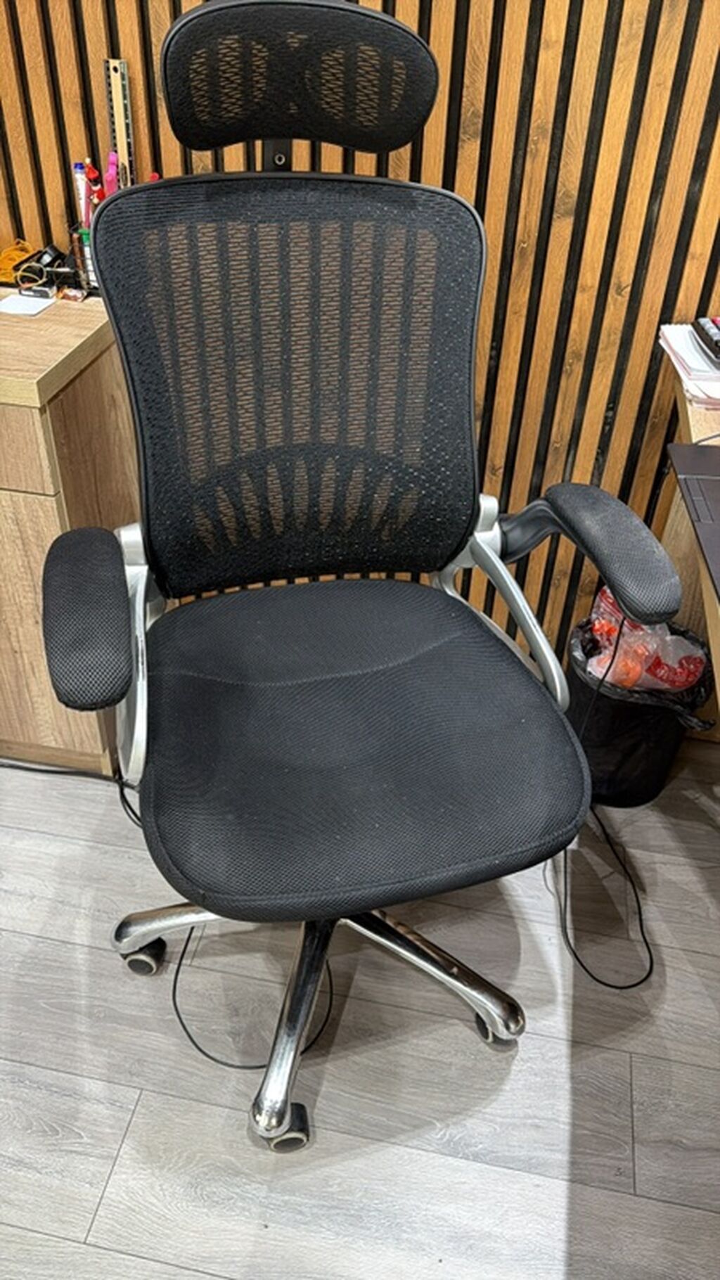Ofisdəki mebellər yeniləndiyi üçün köhnələri satırıq Qiymətdə cuzi — Ofis mebeli, Bakı (3)