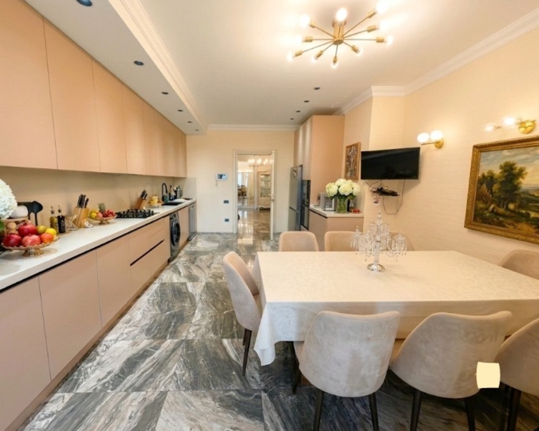 Satılır 4 otaqlı yeni tikili 205 m² — Mənzil, Bakı (12)