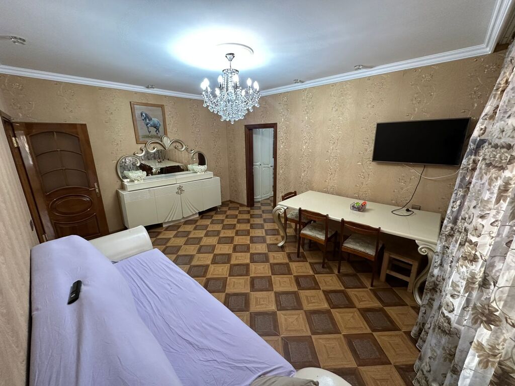Satılır 4 otaqlı köhnə tikili 100 m² — Mənzil, Bakı (3)