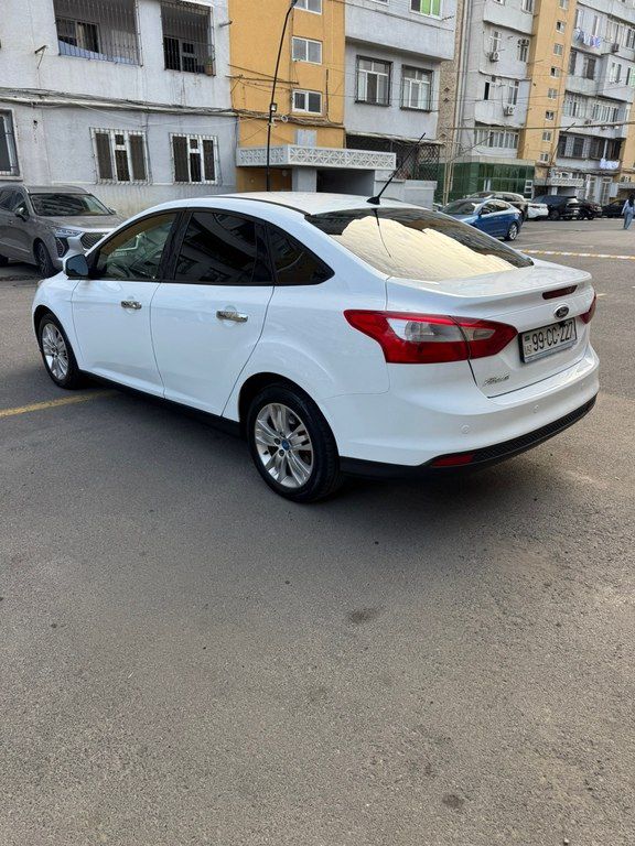Ford Focus, 1.6 L, 2013 il, 154 198 km — Avtomobillər, Bakı (7)