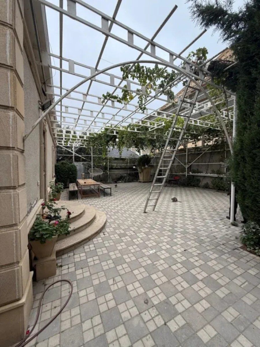 Satılır 7 otaqlı həyət evi/bağ evi 150 m² — Ev, villa, Bakı