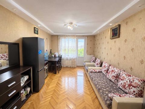 Satılır 3 otaqlı köhnə tikili 70 m² — Bakı