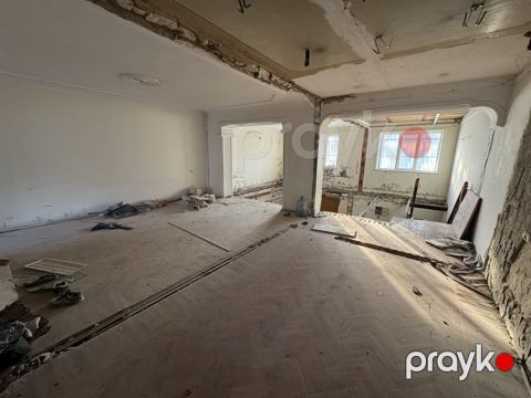 Satılır obyekt 135 m²