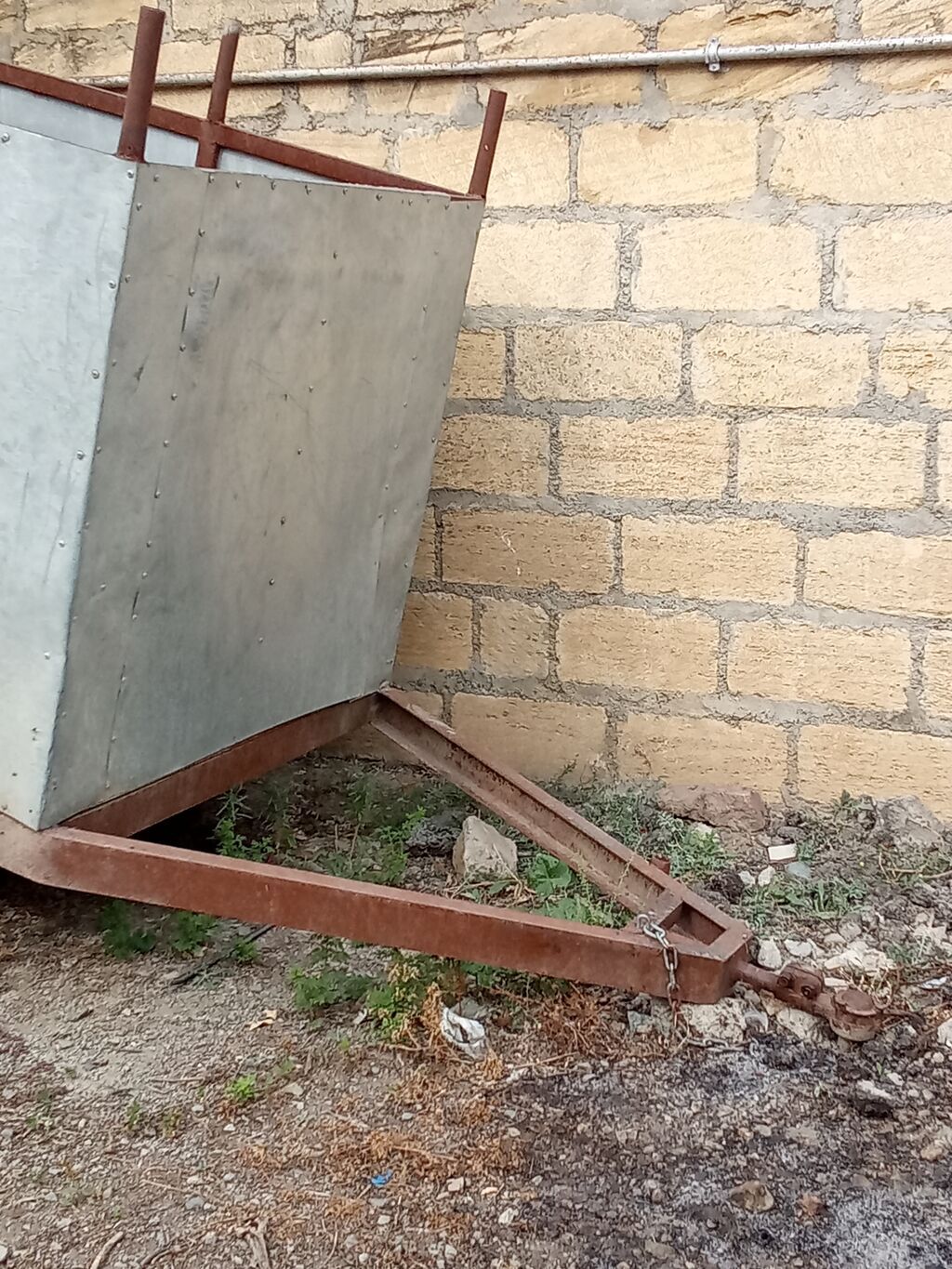 Boş Bekar adamlar yigmasin Metall karkaslı, qoşqu tipli iki təkərli — Qoşqular, Gəncə (2)