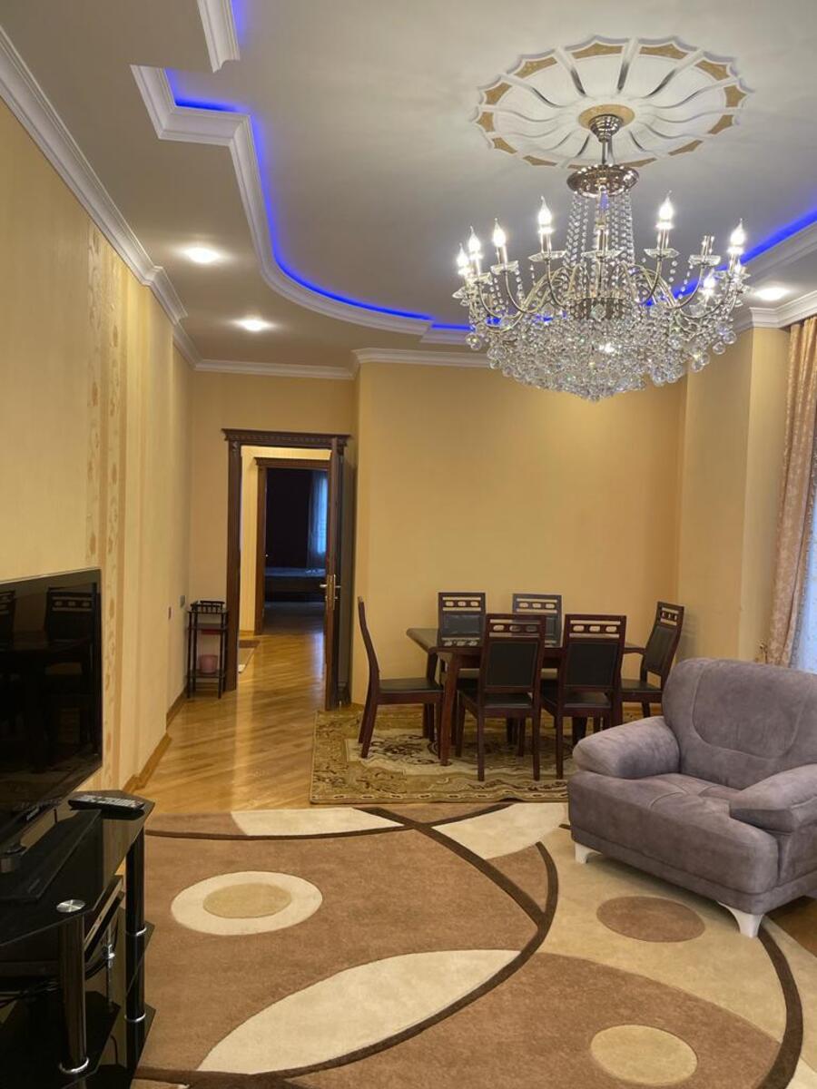 İcarəyə verilir 3 otaqlı yeni tikili 130 m² — Mənzil, Bakı (2)