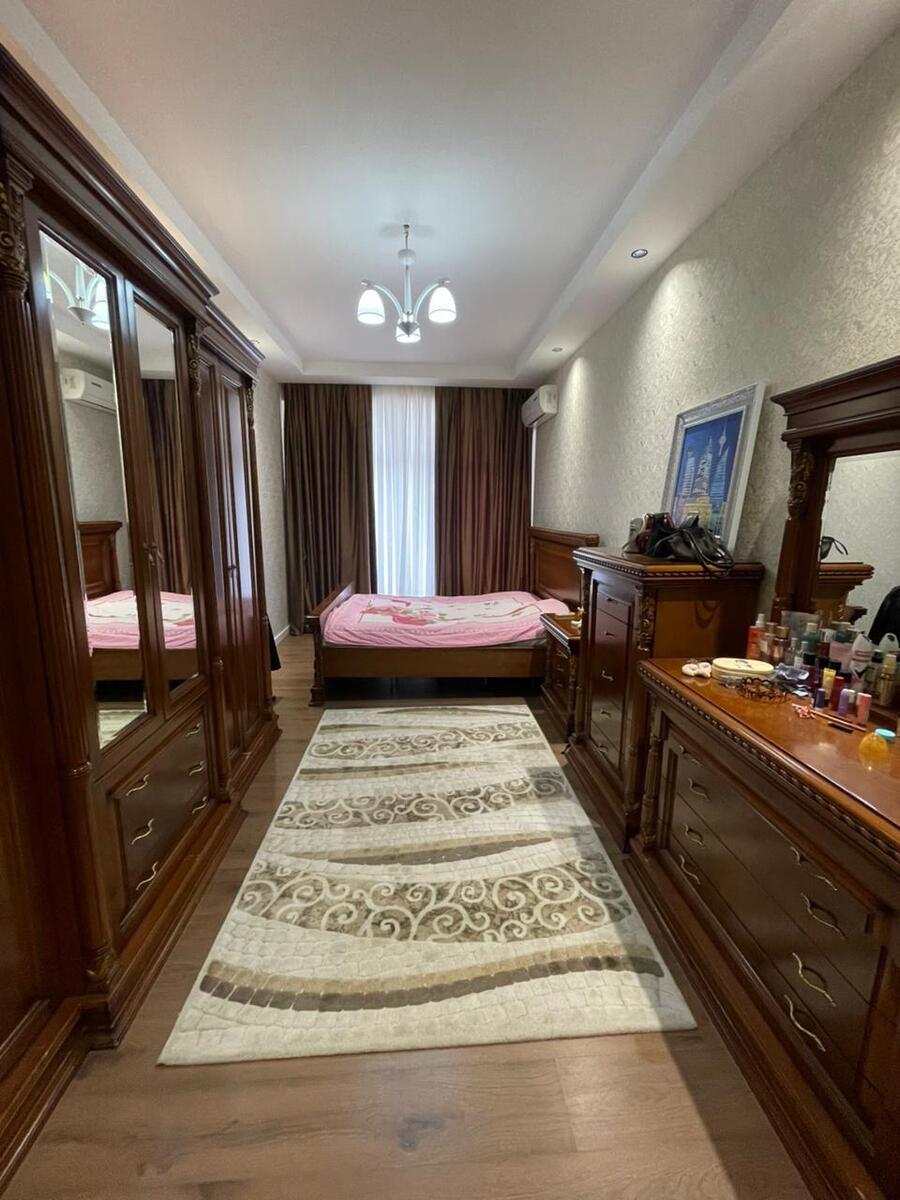Satılır 4 otaqlı yeni tikili 192 m² — Mənzil, Bakı (12)