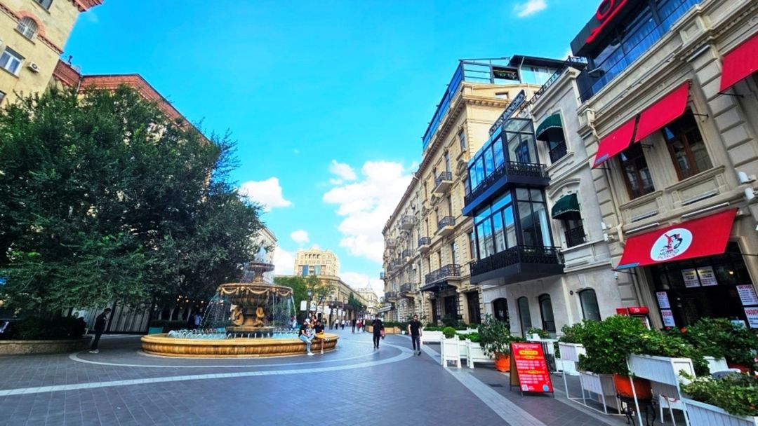 Satılır 4 otaqlı yeni tikili 215 m² — Mənzil, Bakı (2)