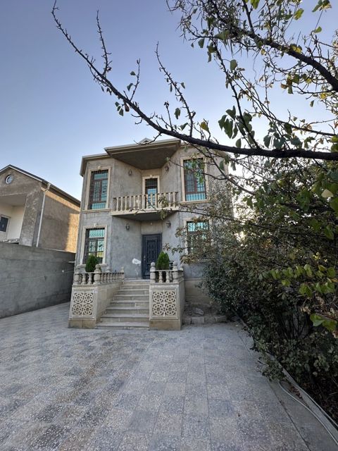 Satılır 4 otaqlı həyət evi/bağ evi 160 m² — Bakı