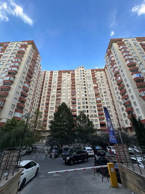Satılır 3 otaqlı yeni tikili 145 m² — Bakı