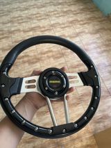 Momo idman sükanı - Brend: Momo - Tip: Aftermarket idman/performans — Cars