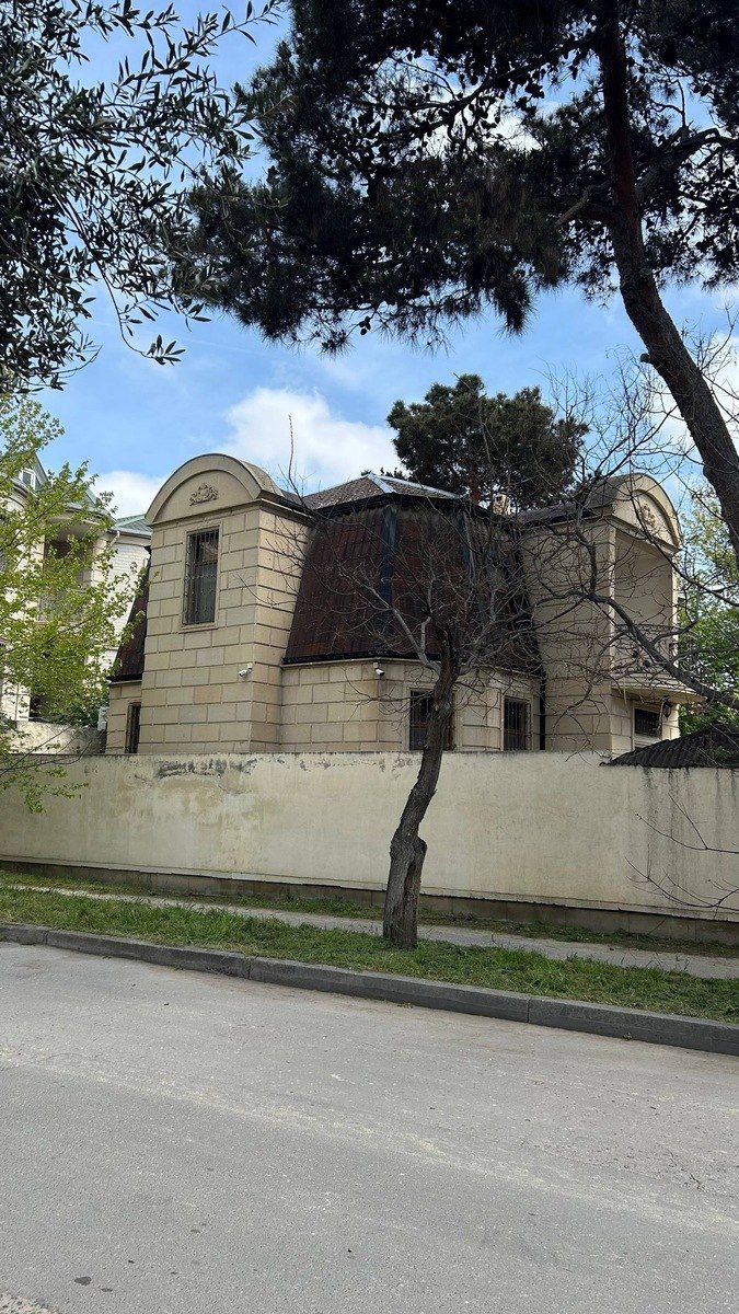 Satılır 4 otaqlı həyət evi/bağ evi 150 m² — Ev, villa, Bakı (2)