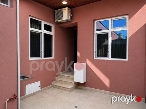 Satılır 3 otaqlı həyət evi/bağ evi 60 m²