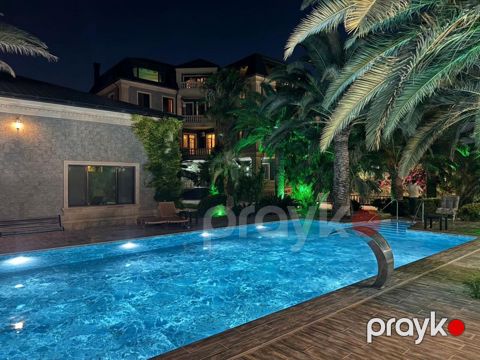 İcarəyə verilir 8 otaqlı həyət evi/bağ evi 600 m²