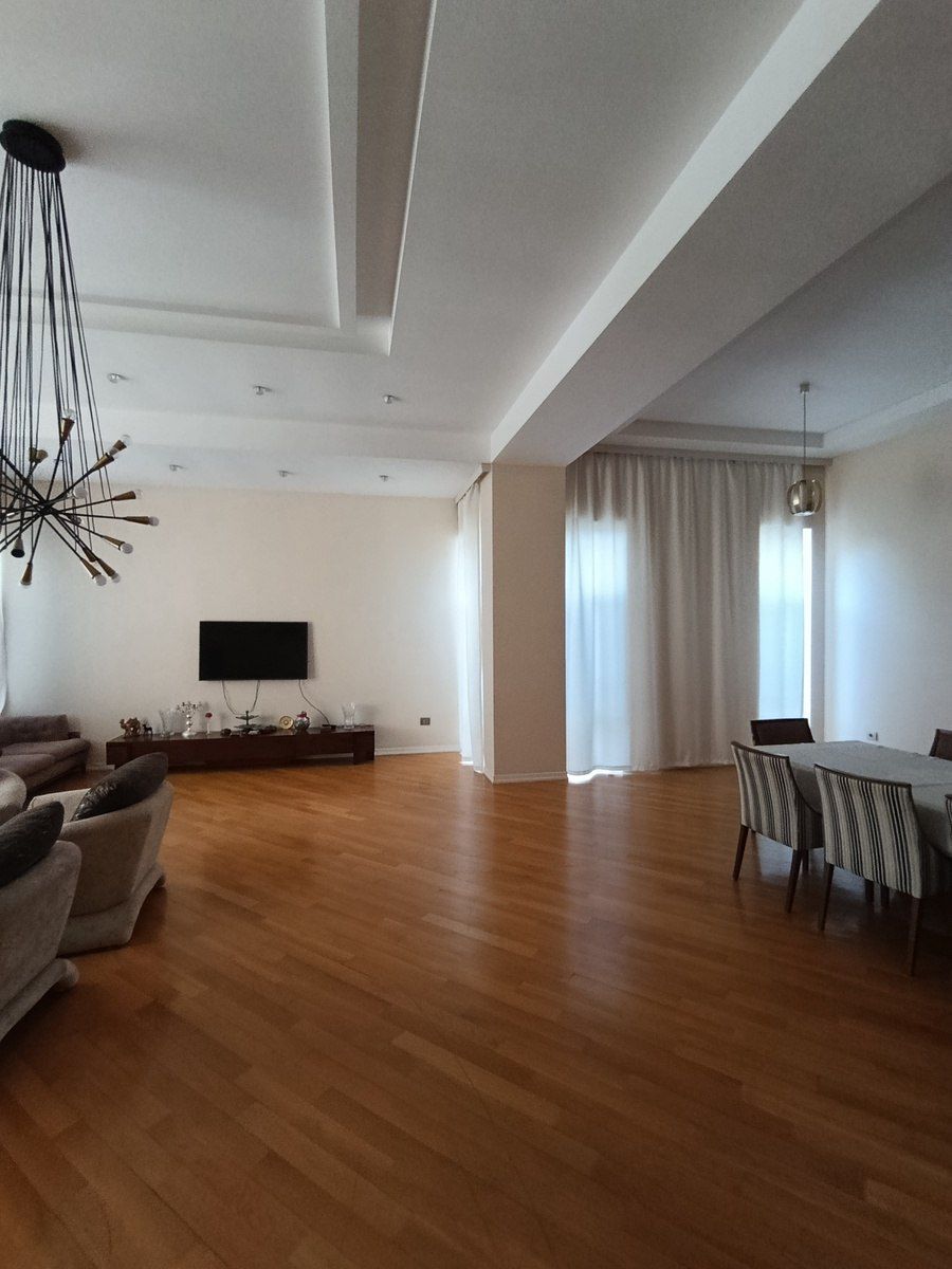 Satılır 7 otaqlı həyət evi/bağ evi 500 m² — Ev, villa, Bakı (10)
