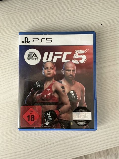 Salam. UFC 5 satilir heç bir problemi yoxdur heç bir cizigi yoxdur — Xırdalan