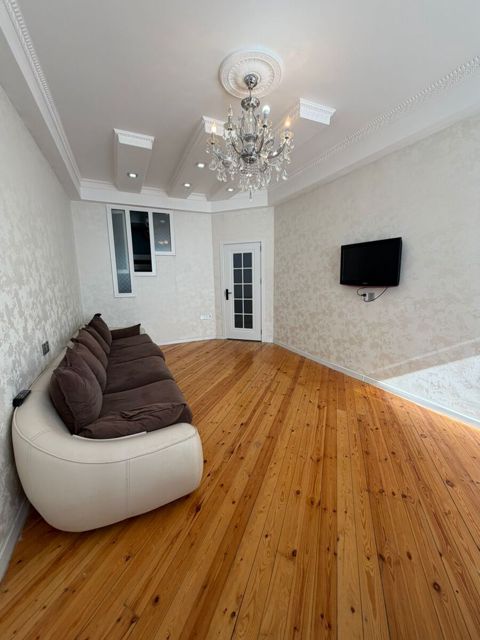 Satılır 3 otaqlı yeni tikili 60 m² — Bakı