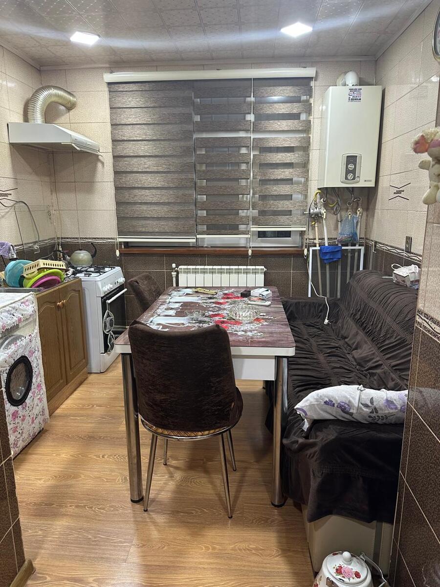 İcarəyə verilir 3 otaqlı köhnə tikili 90 m² — Mənzil, Bakı (11)