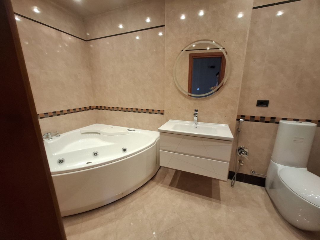 İcarəyə verilir 3 otaqlı yeni tikili 180 m² — Mənzil, Bakı (8)