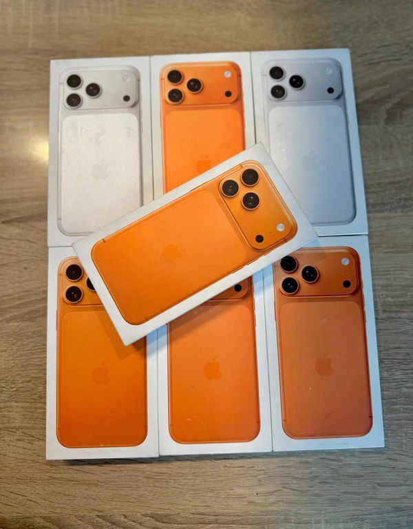 Apple iPhone 17 Pro Silver 256GB/12GB — Smartfonlar, Bakı (2)