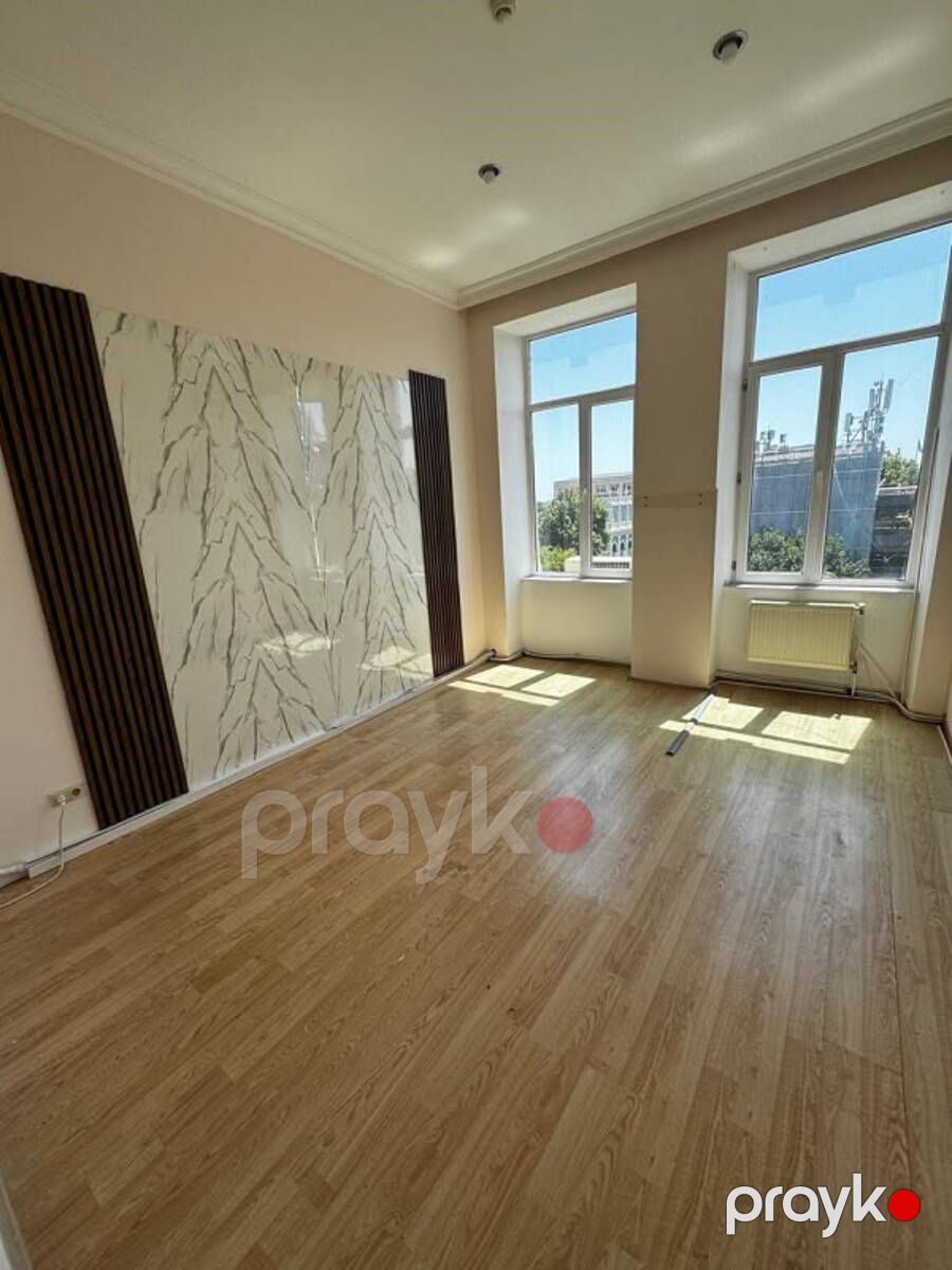 İcarəyə verilir 5 otaqlı ofis 140 m² — Ofis, Bakı (2)