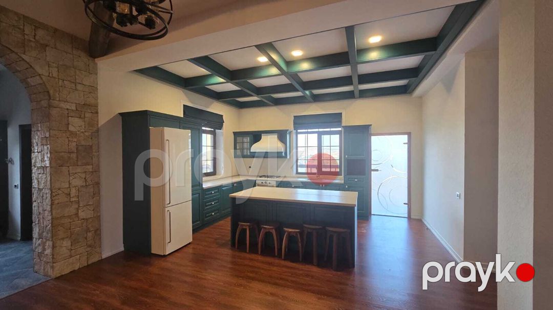 Satılır 7 otaqlı həyət evi/bağ evi 400 m² — Ev, villa, Bakı (9)