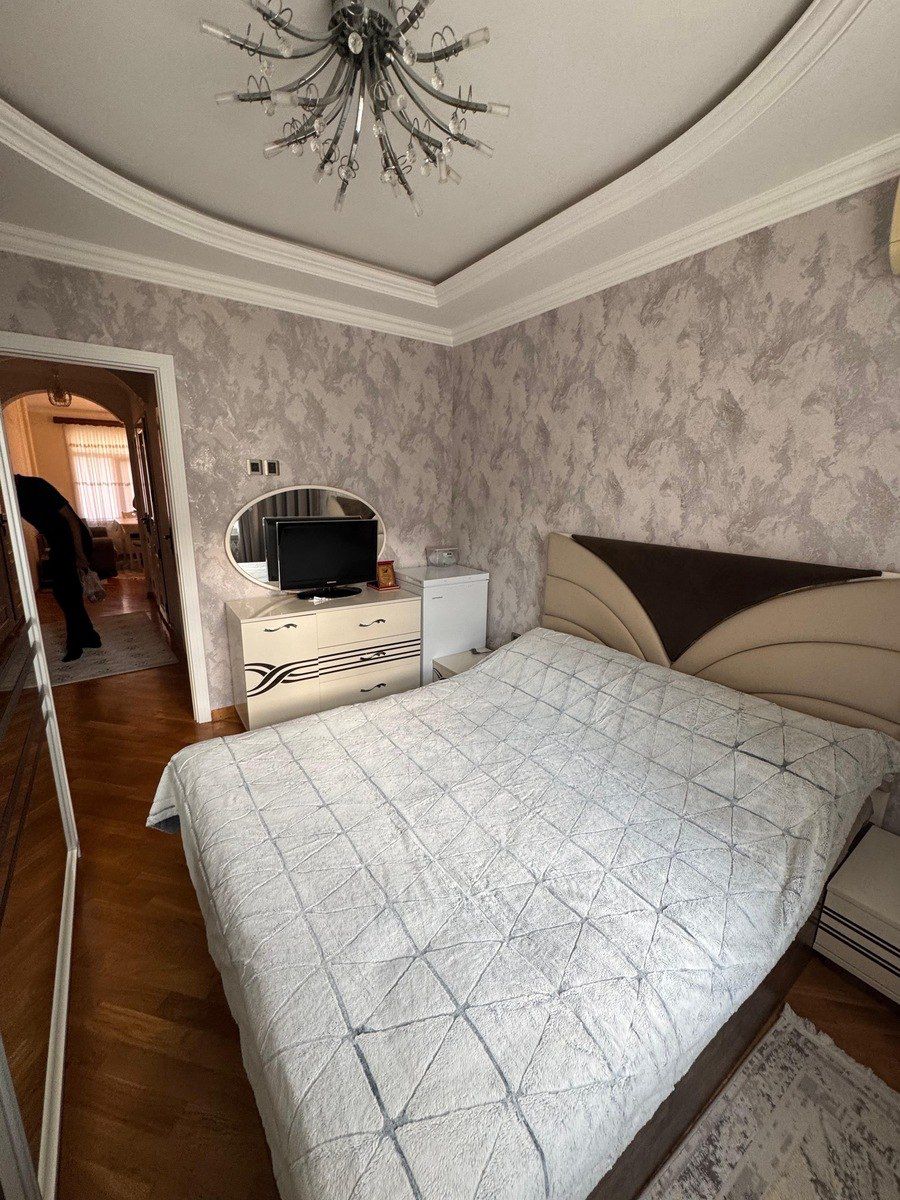 Satılır 2 otaqlı köhnə tikili 70 m² — Mənzil, Bakı (4)