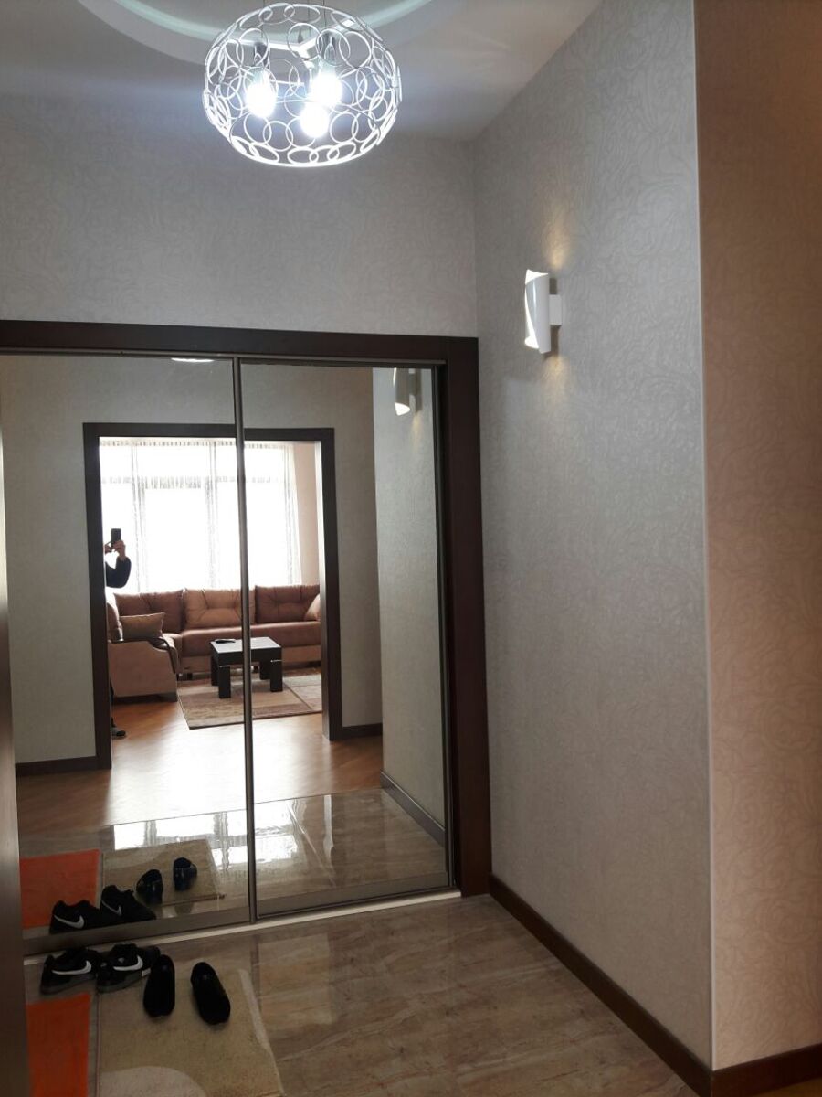 İcarəyə verilir 3 otaqlı yeni tikili 110 m² — Mənzil, Bakı (8)