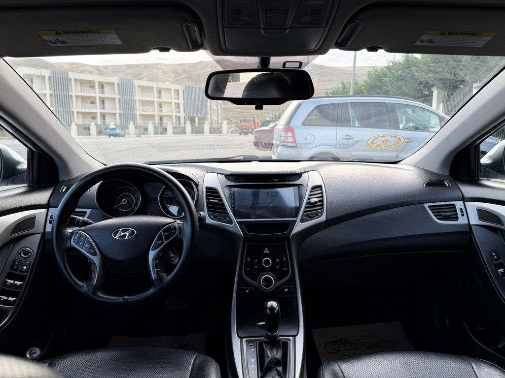 Hyundai Elantra, 1.8 L, 2015 il, 219 796 km — Avtomobillər, Bakı (9)