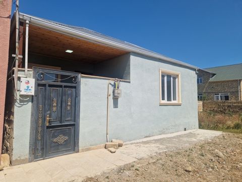 Satılır 2 otaqlı həyət evi/bağ evi 60 m² — Bakı