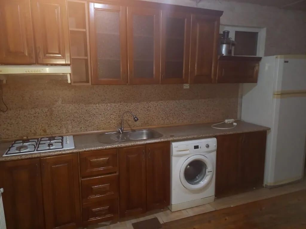 Salam 1 nefer qalir bir nefer telebe axtaril sakit merfetli temizkar — Daşınmaz əmlak, Bakı