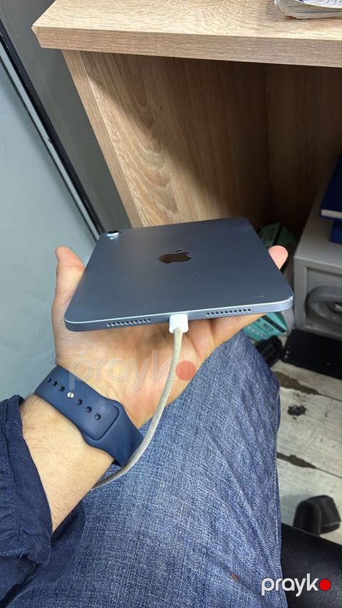 İ pad mini 7 97 pil 128 yaddas Zavod Yungul ciziqlari var — Bərdə