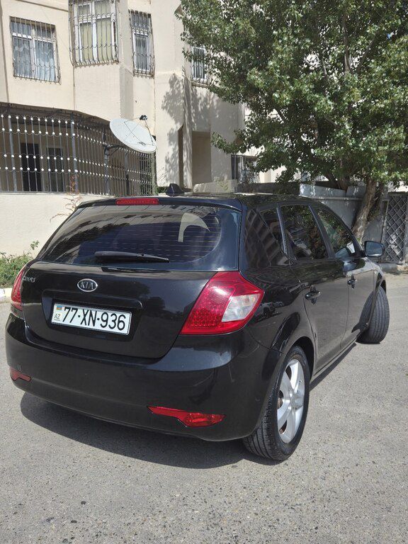 Kia Ceed, 1.4 L, 2009 il, 242 581 km — Avtomobillər, Bakı (10)
