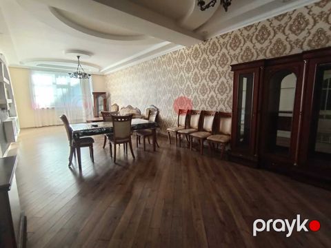 İcarəyə verilir 3 otaqlı yeni tikili 150 m²