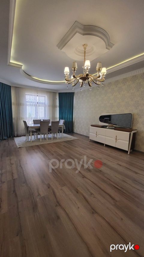 İcarəyə verilir 6 otaqlı həyət evi/bağ evi 300 m²