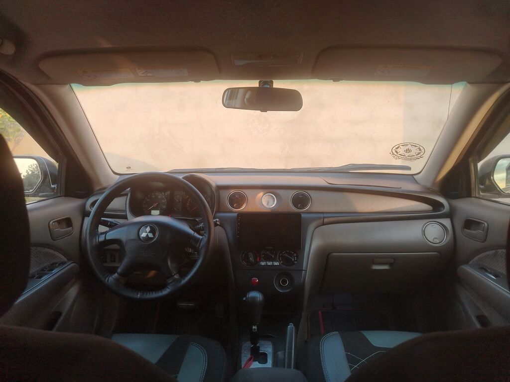 Mitsubishi Outlander, ağ rəng, 5 qapılı krossover/SUV. Xarici: - Ağ — Avto, Bakı