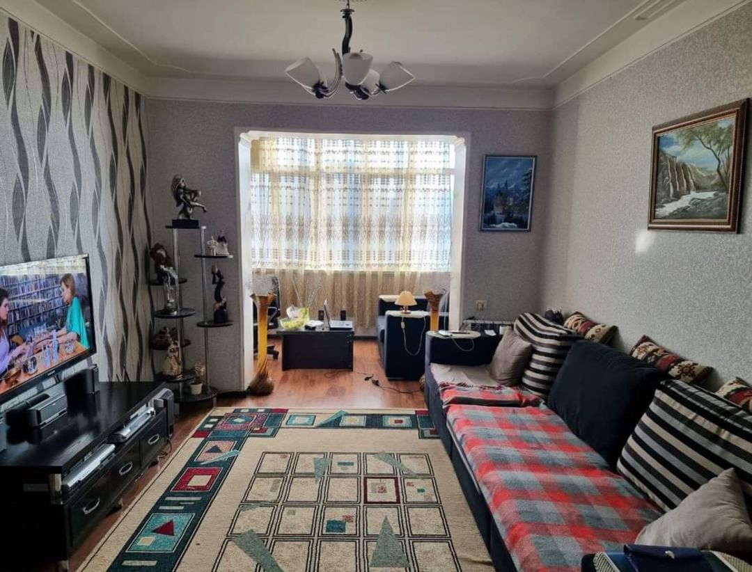 Satılır 3 otaqlı köhnə tikili 80 m² — Mənzil, Bakı (3)