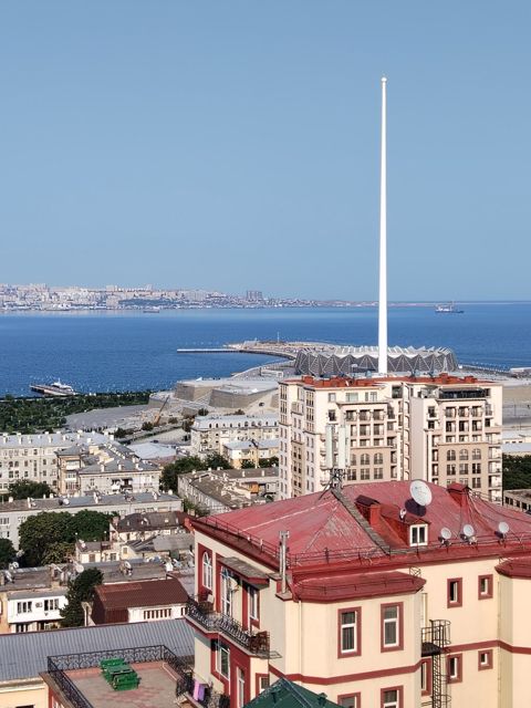 Satılır 2 otaqlı köhnə tikili 50 m² — Bakı