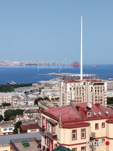 Satılır 2 otaqlı köhnə tikili 50 m²