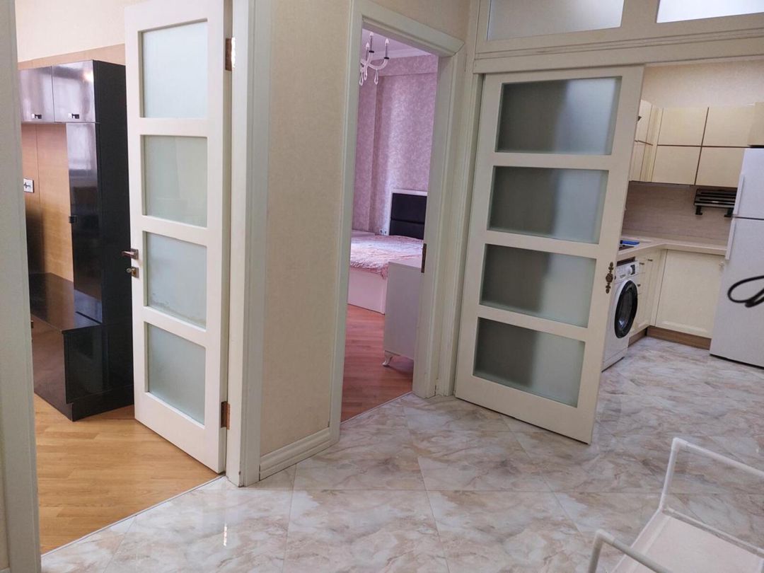 İcarəyə verilir 2 otaqlı yeni tikili 70 m² — Mənzil, Bakı (7)