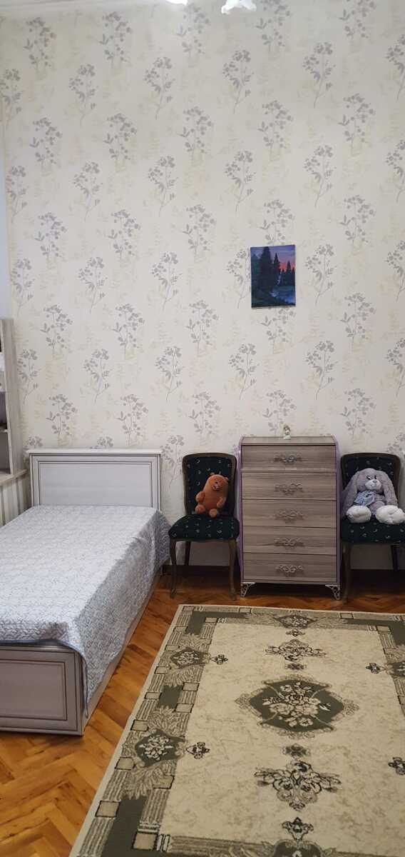İcarəyə verilir 3 otaqlı köhnə tikili 125 m² — Mənzil, Bakı (7)