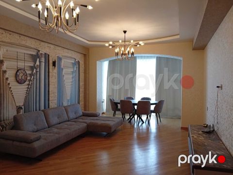 İcarəyə verilir 3 otaqlı yeni tikili 164 m²